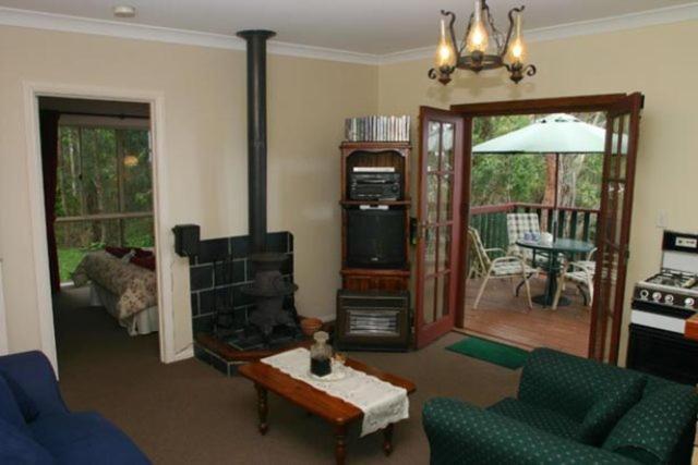לינה וארוחת בוקר גולד קוסט Hillside Country Retreat חדר תמונה
