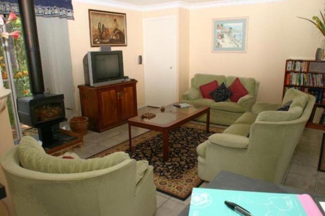 לינה וארוחת בוקר גולד קוסט Hillside Country Retreat חדר תמונה